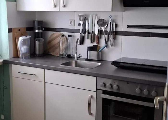 Ferien-geschaeftswohnung アパート